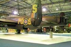 Avro 683 Lancaster - британский тяжёлый четырёхмоторный бомбардировщик